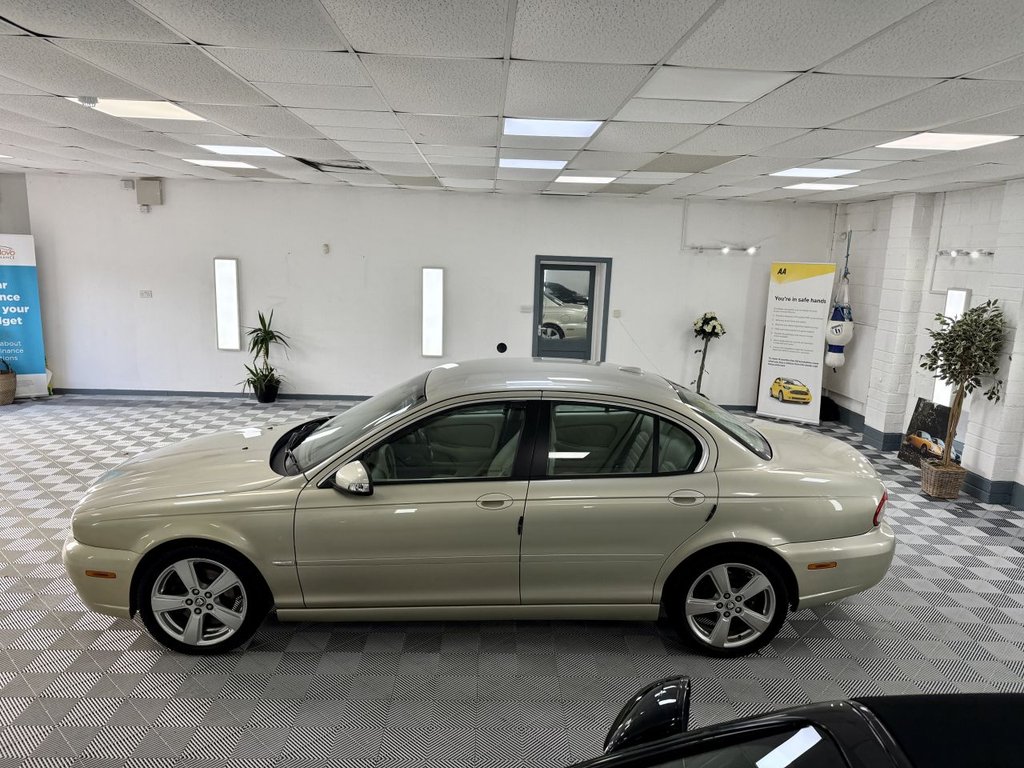 Used Jaguar X-Type 2009 for sale - 76439293: Photo 8