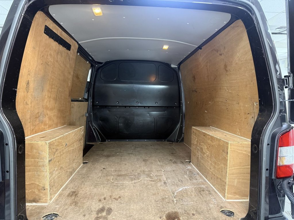 Used Volkswagen Transporter 2014 for sale - 76950705: Photo 22