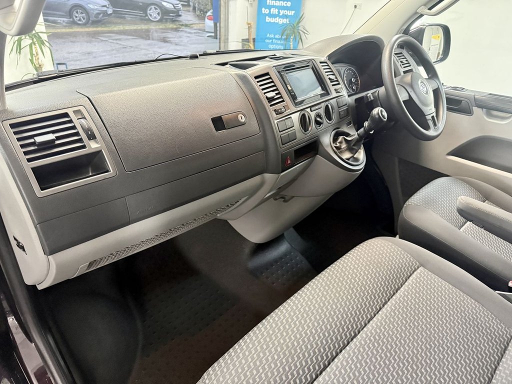 Used Volkswagen Transporter 2014 for sale - 76950705: Photo 24