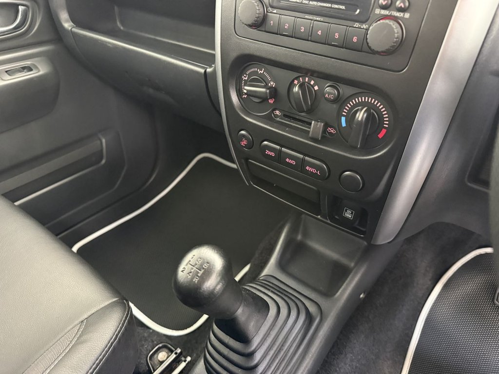 Used Suzuki Jimny 2013 for sale - 77693172: Photo 22