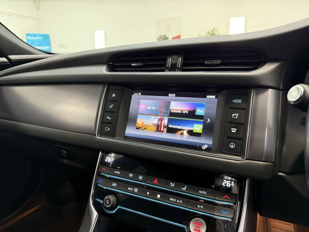 Used Jaguar XF 2016 for sale - 76910367: Photo 29