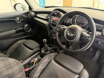 Used MINI Hatch 2014 for sale - 77007656: Photo