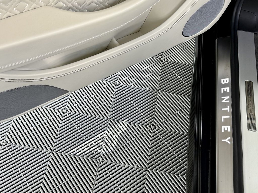 Used Bentley Continental 2020 for sale - 76430078: Photo 32