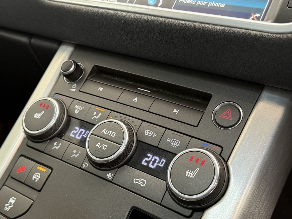 Used Land Rover Range Rover Evoque 2015 for sale - 77879927: Photo 32