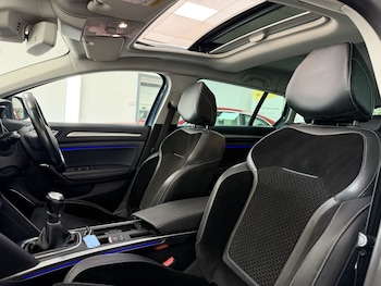 Used Renault Megane 2017 for sale - 79359025: Photo