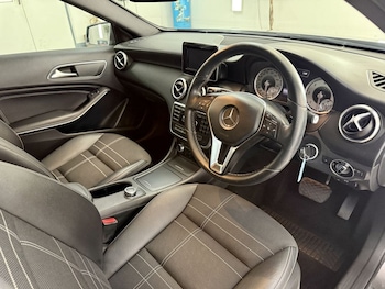 Used Mercedes-Benz A-Class 2014 for sale - 75487566: Photo
