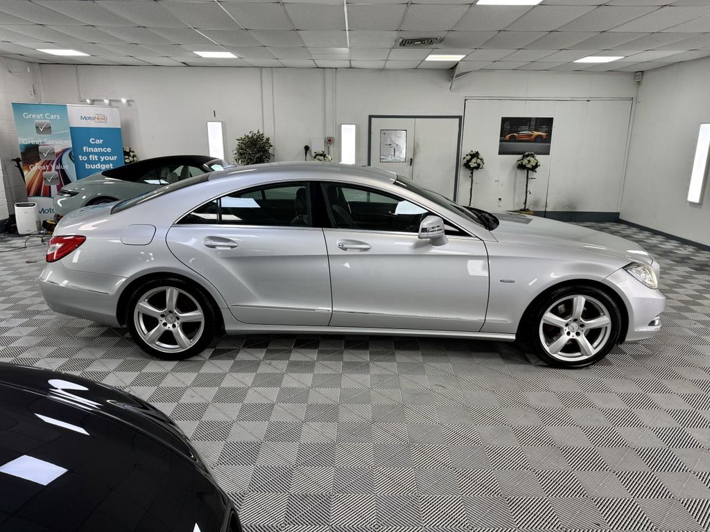 Used Mercedes-Benz CLS 2011 for sale - 77341764: Photo 11
