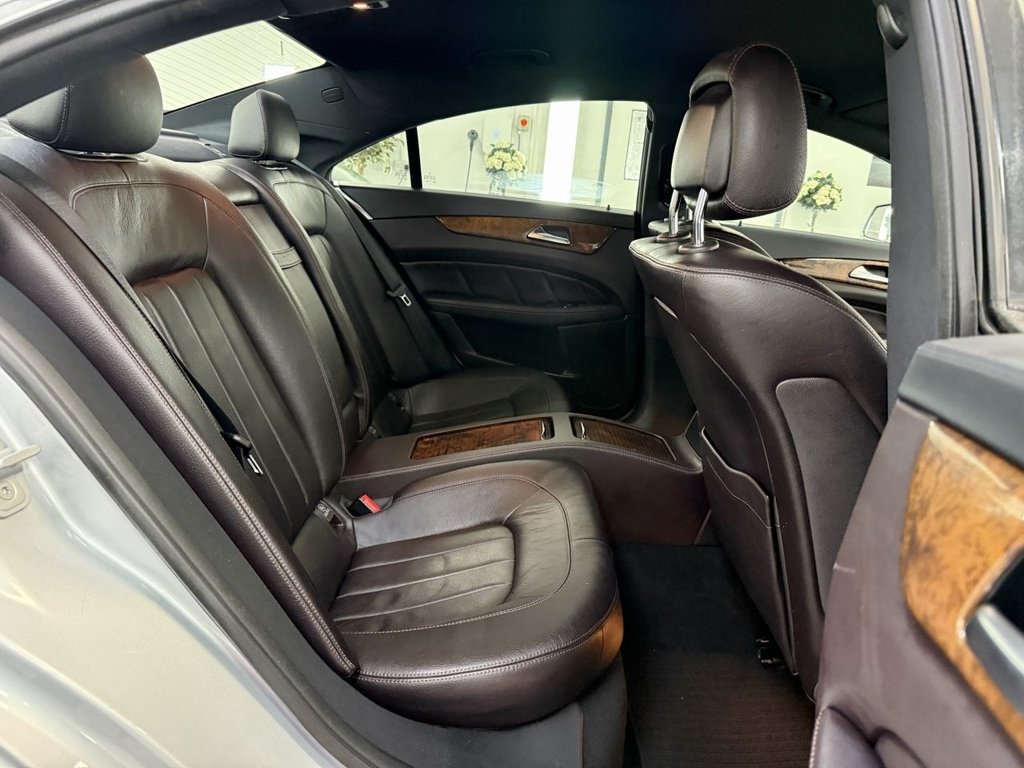 Used Mercedes-Benz CLS 2011 for sale - 77341764: Photo 21