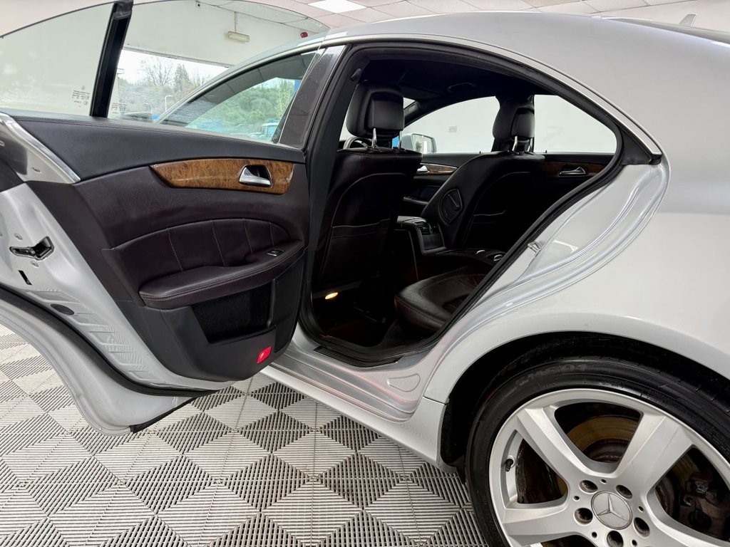 Used Mercedes-Benz CLS 2011 for sale - 77341764: Photo 22