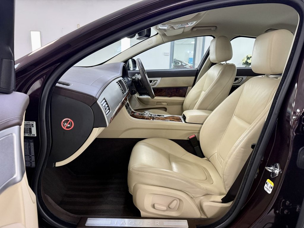 Used Jaguar XF 2012 for sale - 76883599: Photo 22
