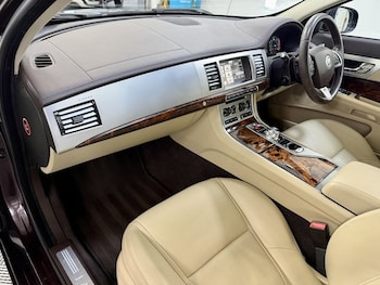 Used Jaguar XF 2012 for sale - 76883599: Photo