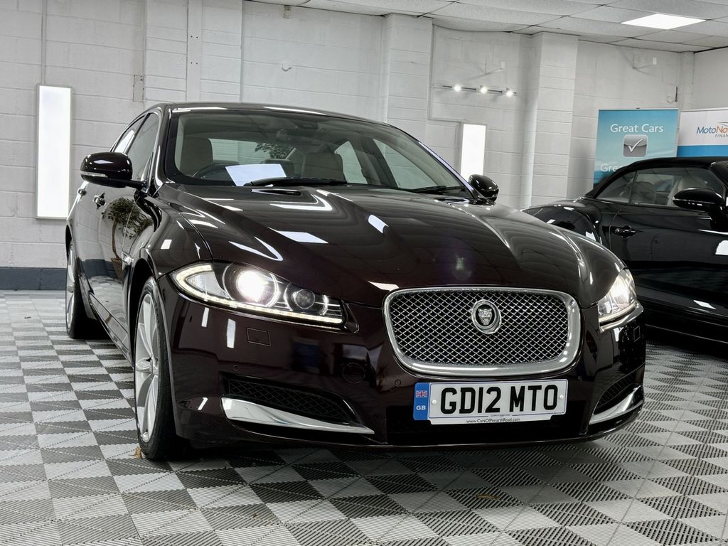 Used Jaguar XF 2012 for sale - 76883599: Photo 4
