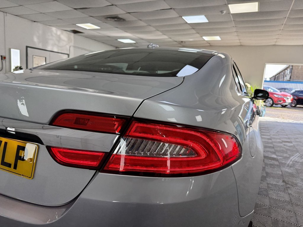 Used Jaguar XF 2012 for sale - 76323326: Photo 13