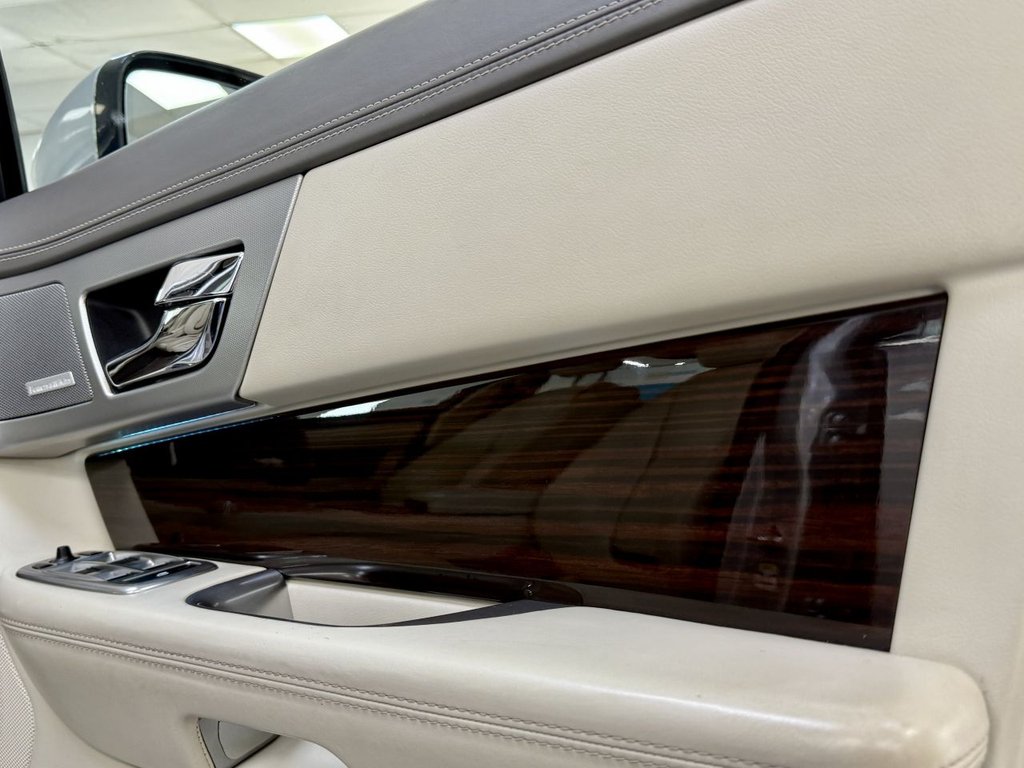 Used Jaguar XF 2012 for sale - 76323326: Photo 29