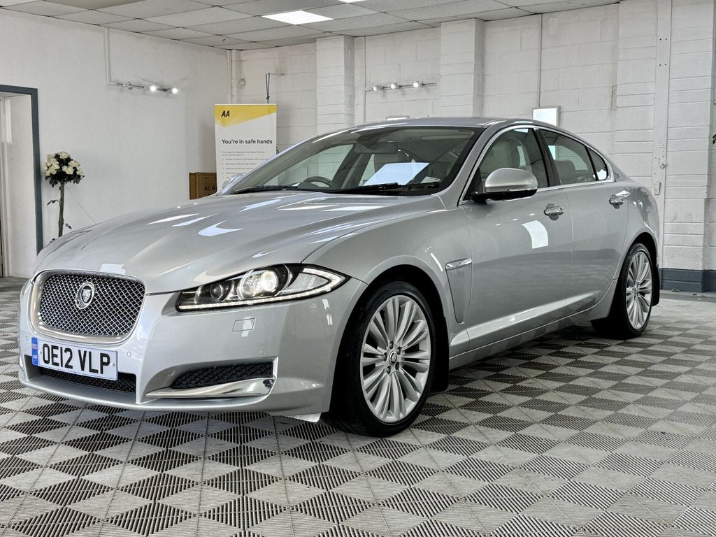 Used Jaguar XF 2012 for sale - 76323326: Photo 6