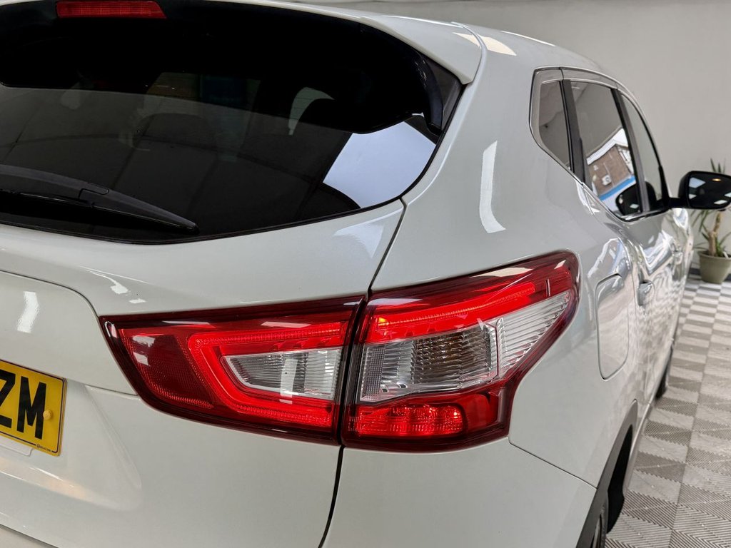 Used Nissan Qashqai 2017 for sale - 77153417: Photo 19