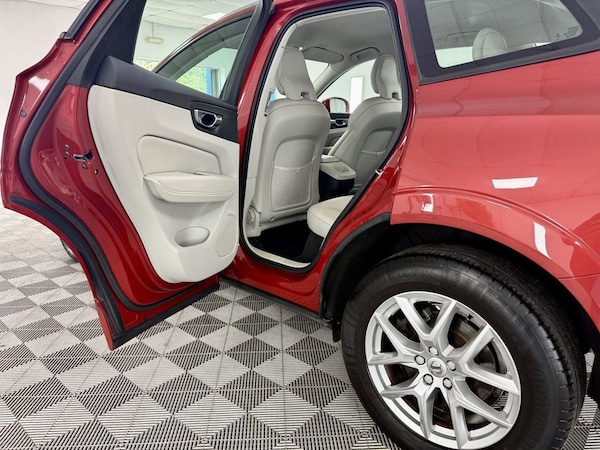 Used Volvo XC60 2020 for sale - 76304208: Photo 29