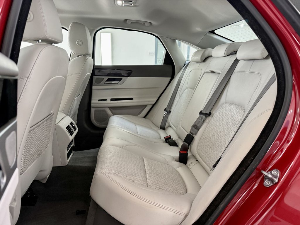 Used Jaguar XF 2018 for sale - 77821267: Photo 22