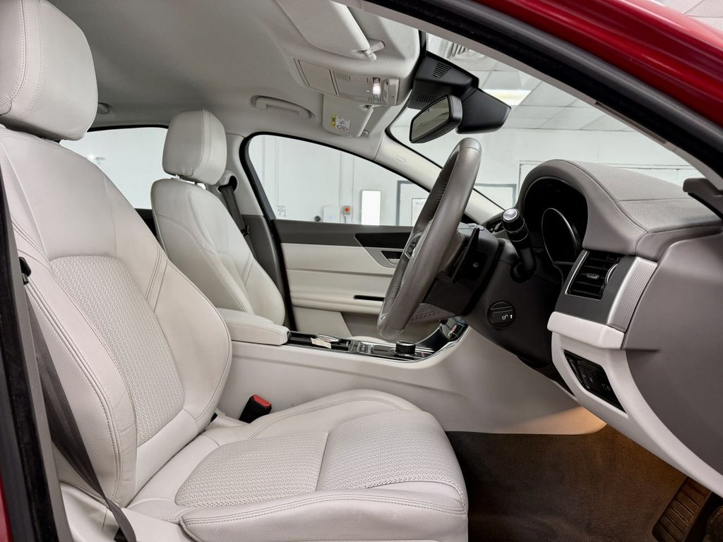 Used Jaguar XF 2018 for sale - 77821267: Photo 29