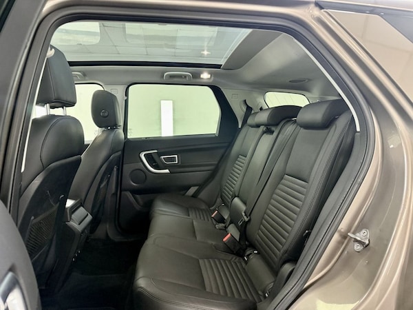Used Land Rover Discovery Sport 2016 for sale - 76203478: Photo 18