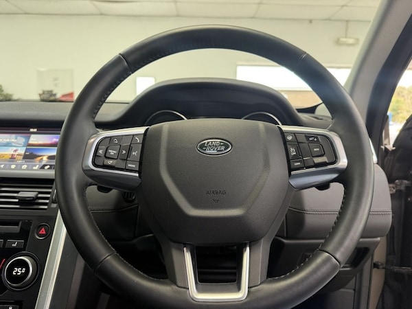 Used Land Rover Discovery Sport 2016 for sale - 76203478: Photo 27