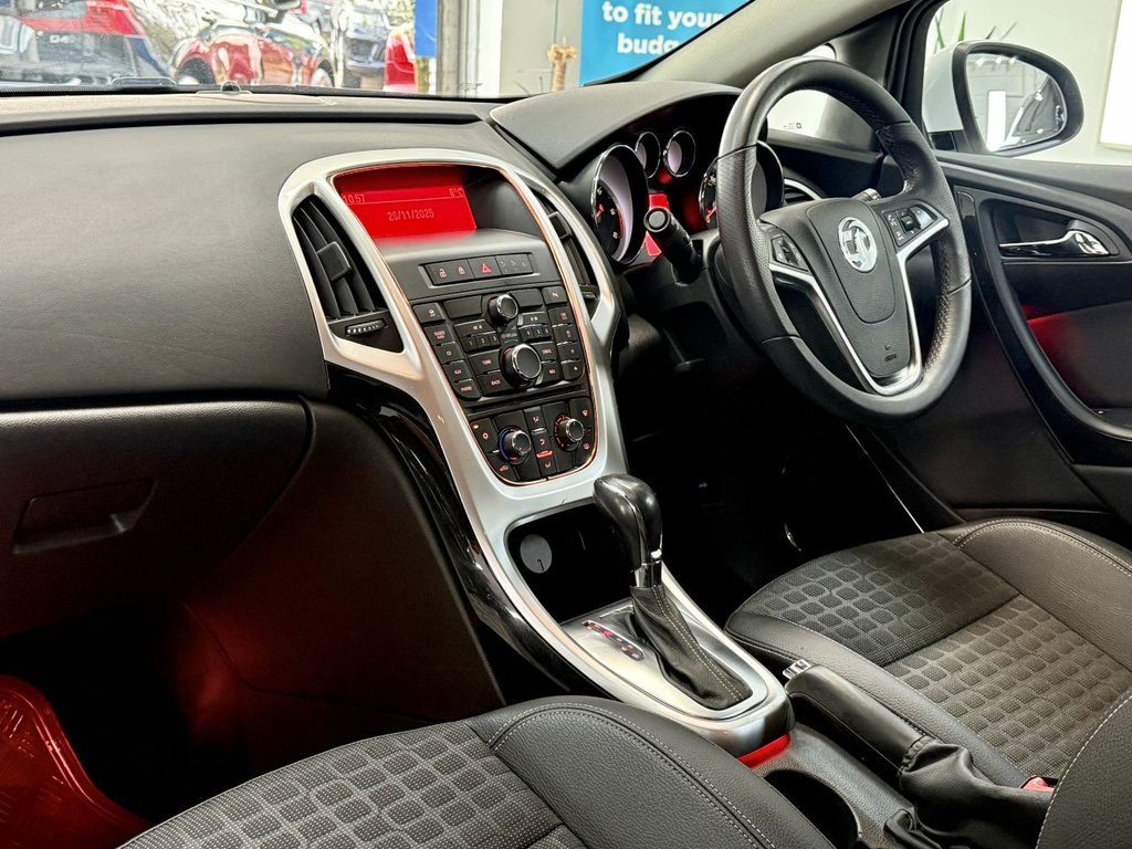 Used Vauxhall Astra GTC 2015 for sale - 76711243: Photo 2