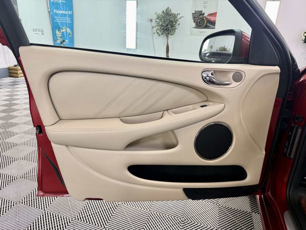 Used Jaguar X-Type 2009 for sale - 76256510: Photo 26