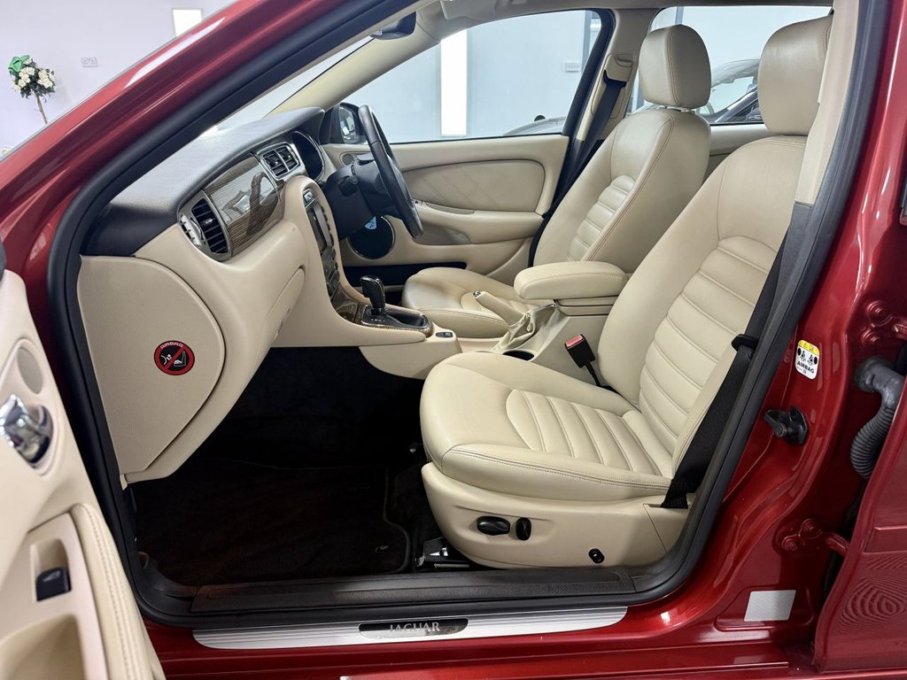 Used Jaguar X-Type 2009 for sale - 76256510: Photo 27