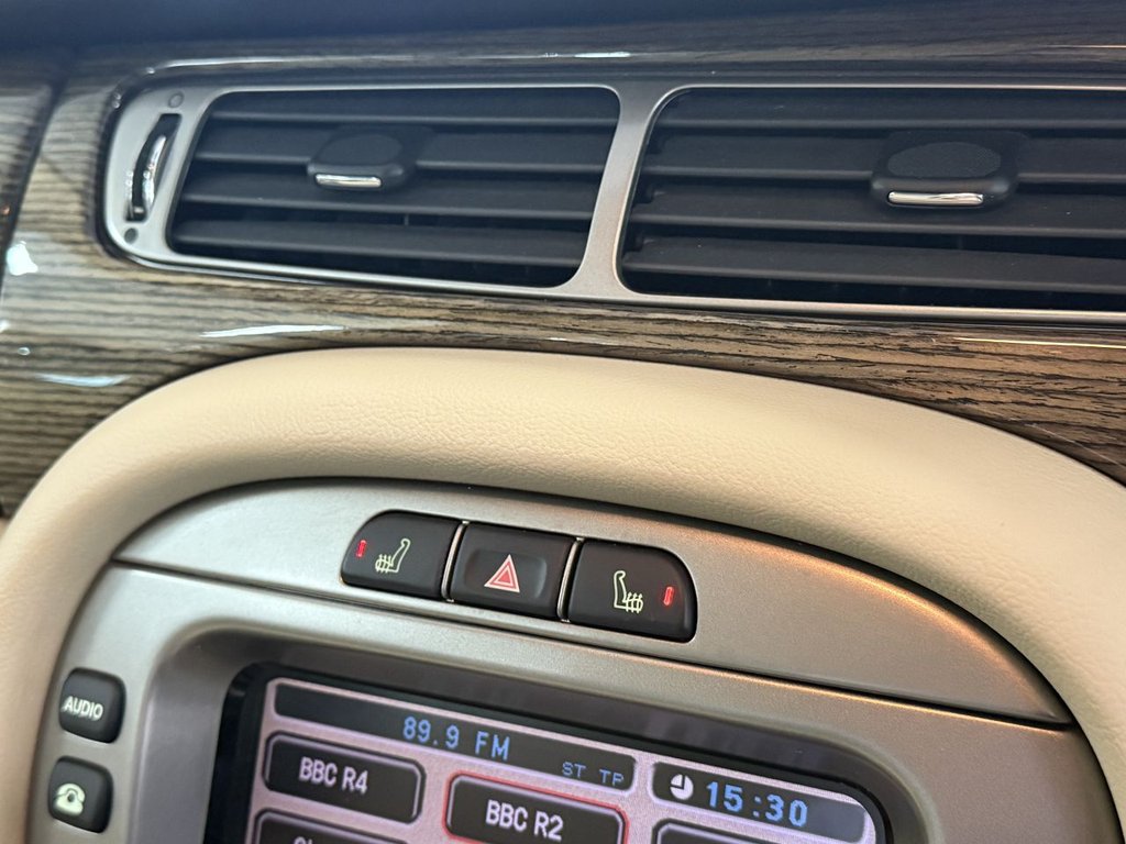 Used Jaguar X-Type 2009 for sale - 76256510: Photo 37