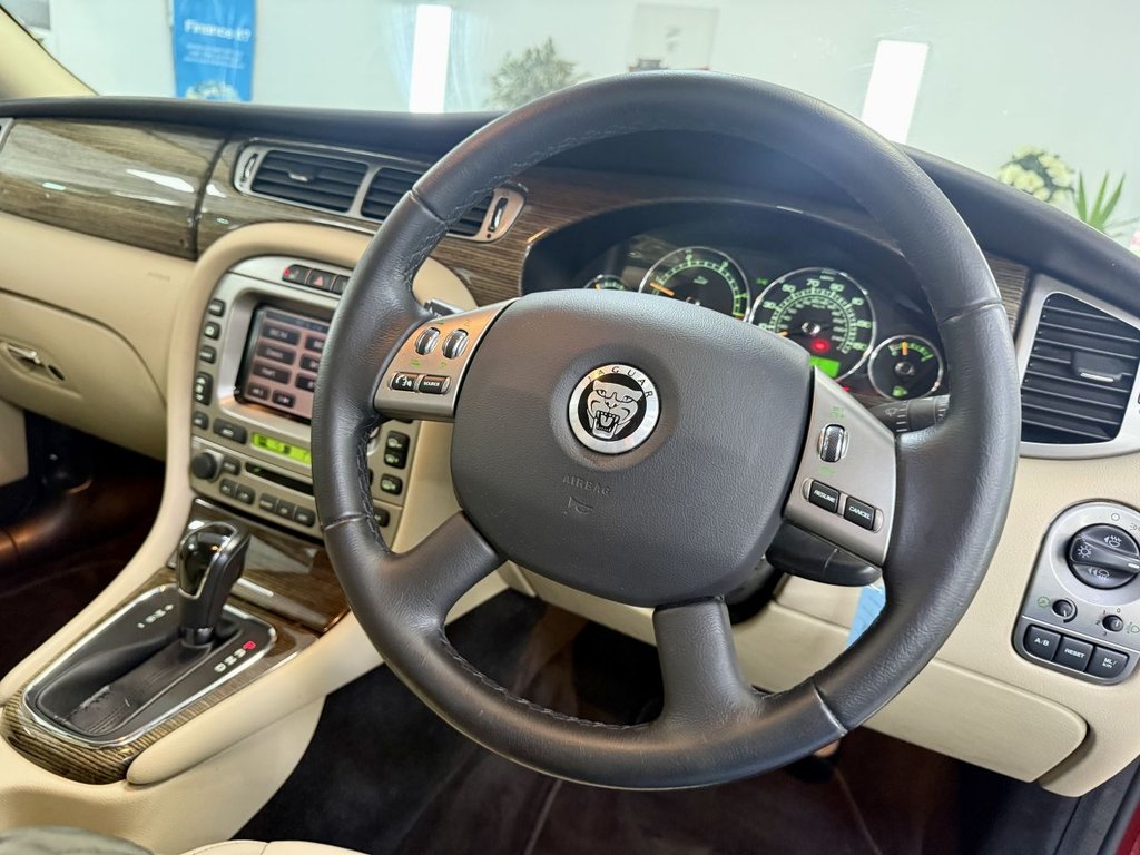 Used Jaguar X-Type 2009 for sale - 76256510: Photo 38