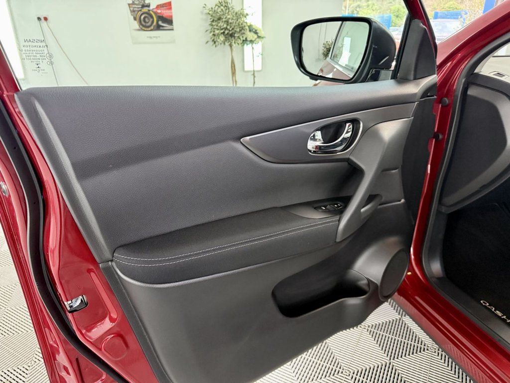 Used Nissan Qashqai 2018 for sale - 76848309: Photo 25