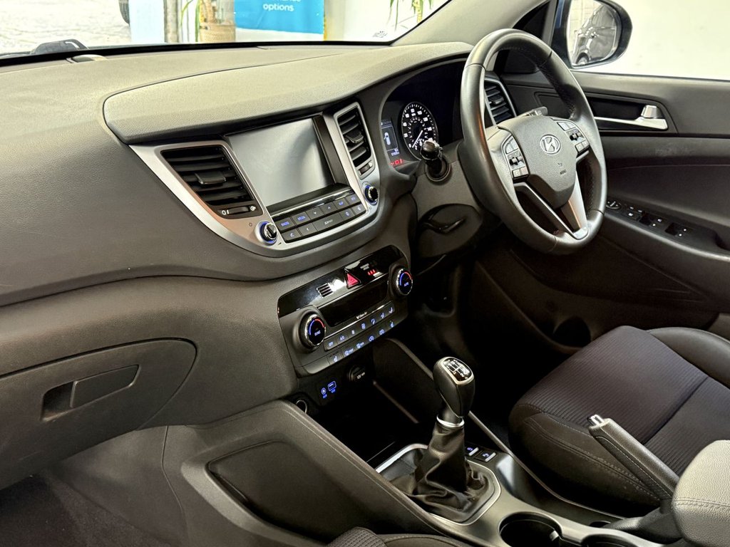 Used Hyundai TUCSON 2016 for sale - 76386430: Photo 2