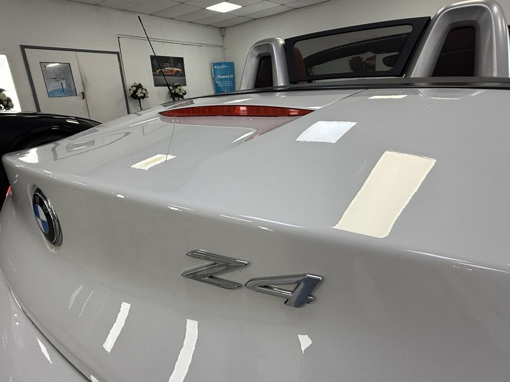 Used BMW Z4 2011 for sale - 76632421: Photo 23