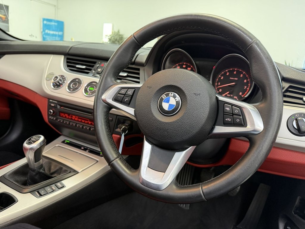 Used BMW Z4 2011 for sale - 76632421: Photo 29