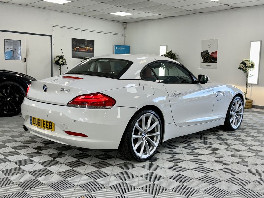 Used BMW Z4 2011 for sale - 76632421: Photo 37
