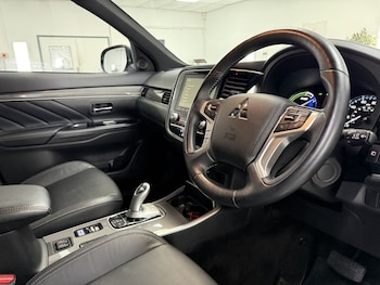 Used Mitsubishi Outlander 2019 for sale - 78016786: Photo