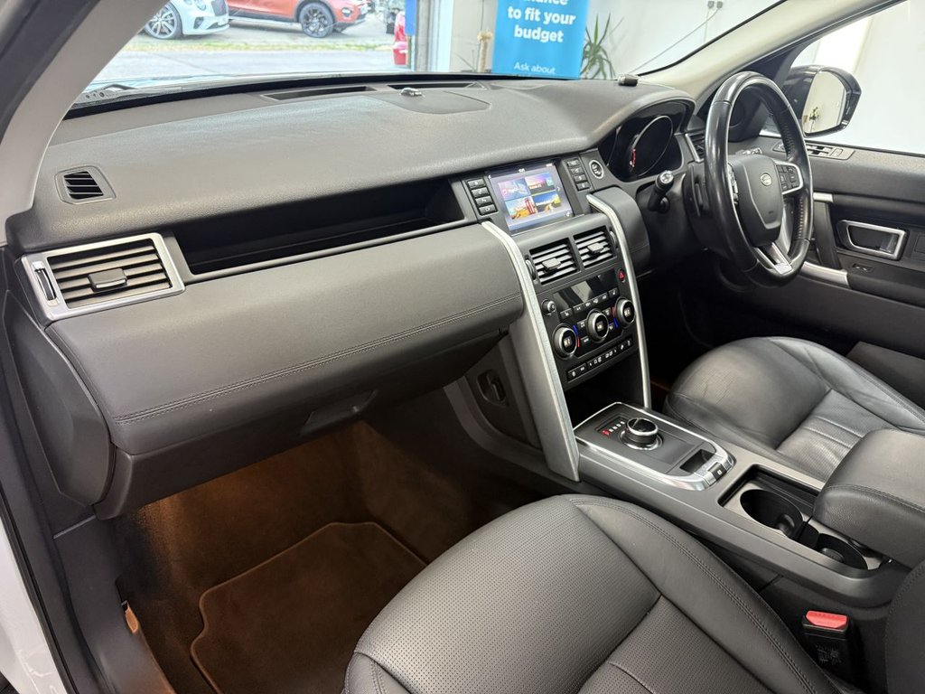 Used Land Rover Discovery Sport 2018 for sale - 76654919: Photo 25