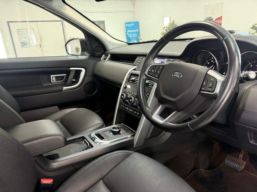 Used Land Rover Discovery Sport 2018 for sale - 76654919: Photo 28