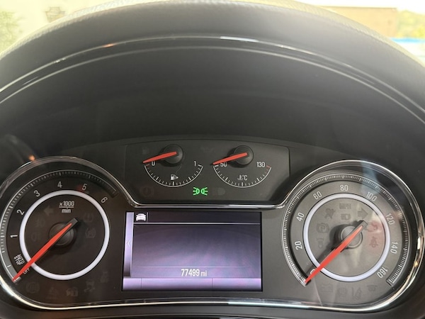 Used Vauxhall Insignia 2015 for sale - 76303874: Photo 30