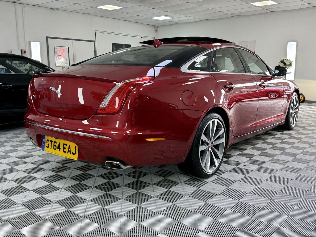 Used Jaguar XJ 2014 for sale - 76535979: Photo 12
