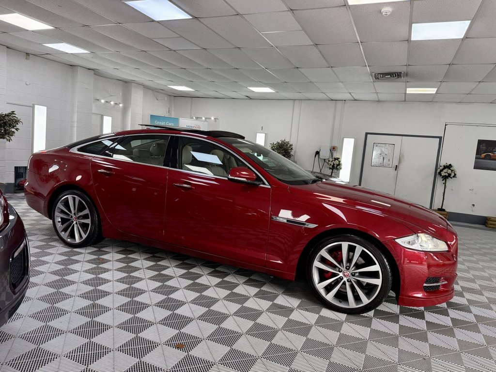 Used Jaguar XJ 2014 for sale - 76535979: Photo 13