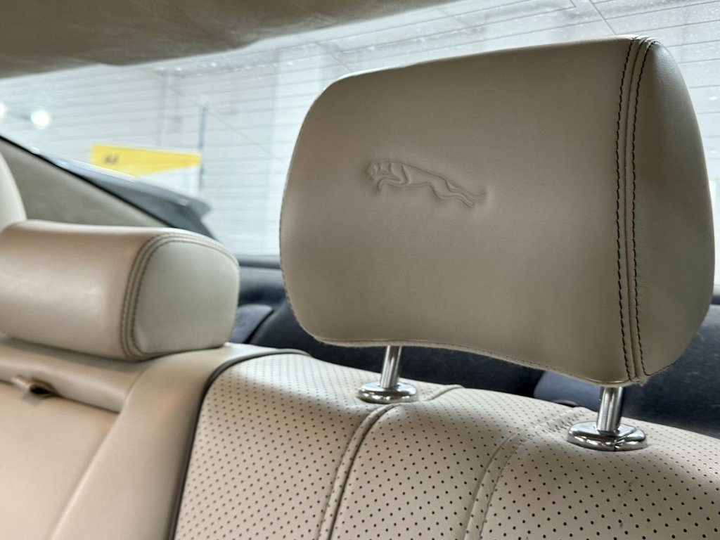 Used Jaguar XJ 2014 for sale - 76535979: Photo 28
