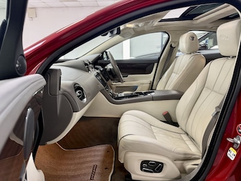 Used Jaguar XJ 2014 for sale - 76535979: Photo