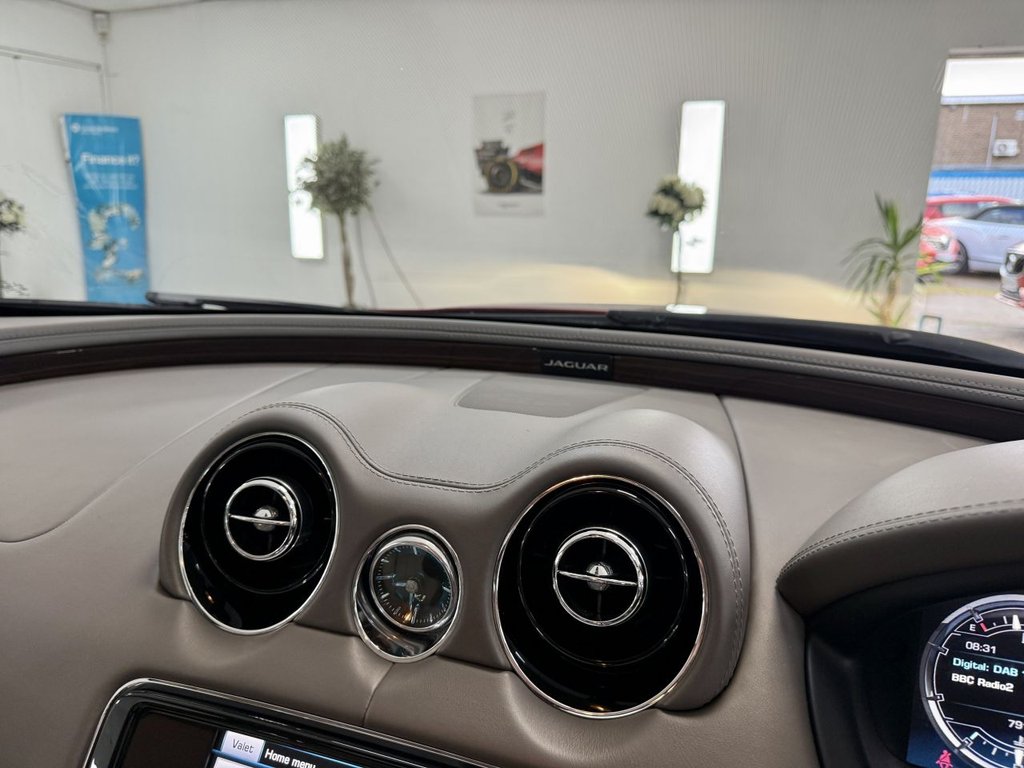 Used Jaguar XJ 2014 for sale - 76535979: Photo 39