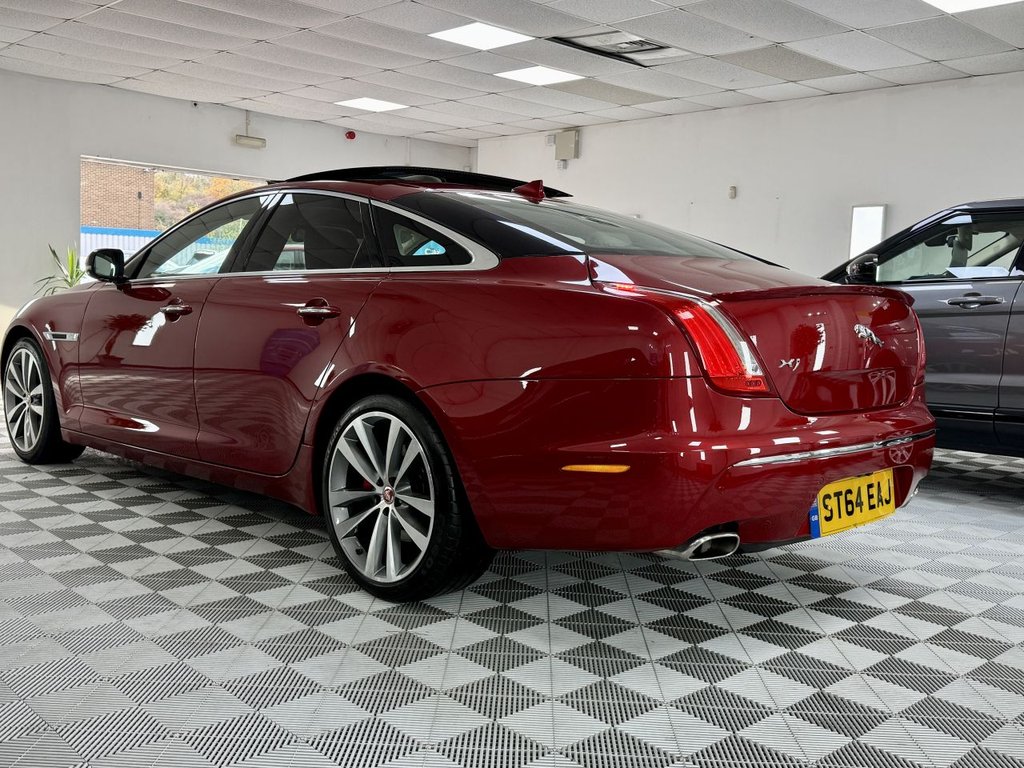 Used Jaguar XJ 2014 for sale - 76535979: Photo 9