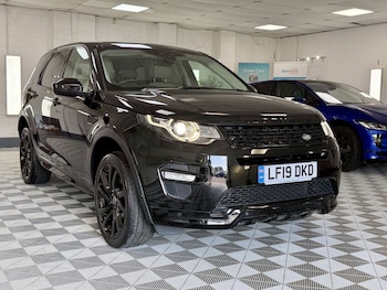 Used Land Rover Discovery Sport 2019 for sale - 79103657: Photo