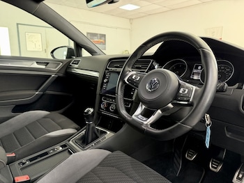 Used Volkswagen Golf 2017 for sale - 79573983: Photo