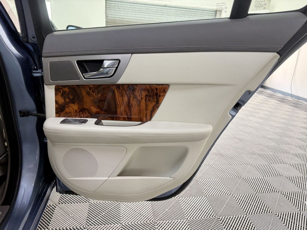 Used Jaguar XF 2008 for sale - 77748585: Photo 21