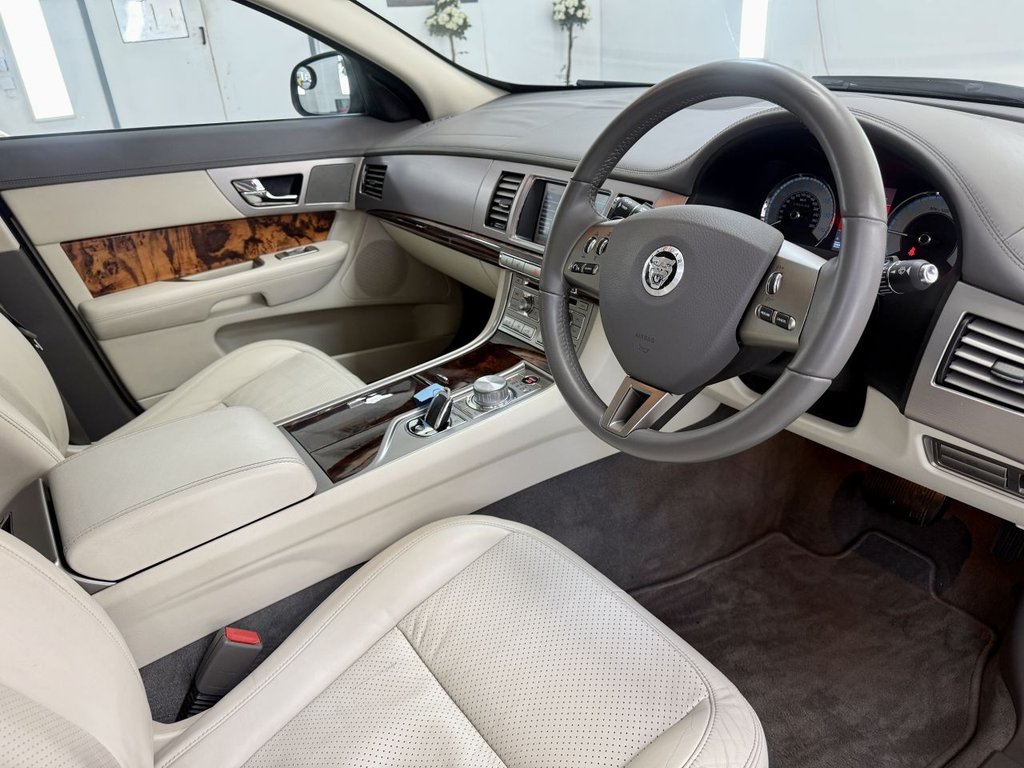 Used Jaguar XF 2008 for sale - 77748585: Photo 35
