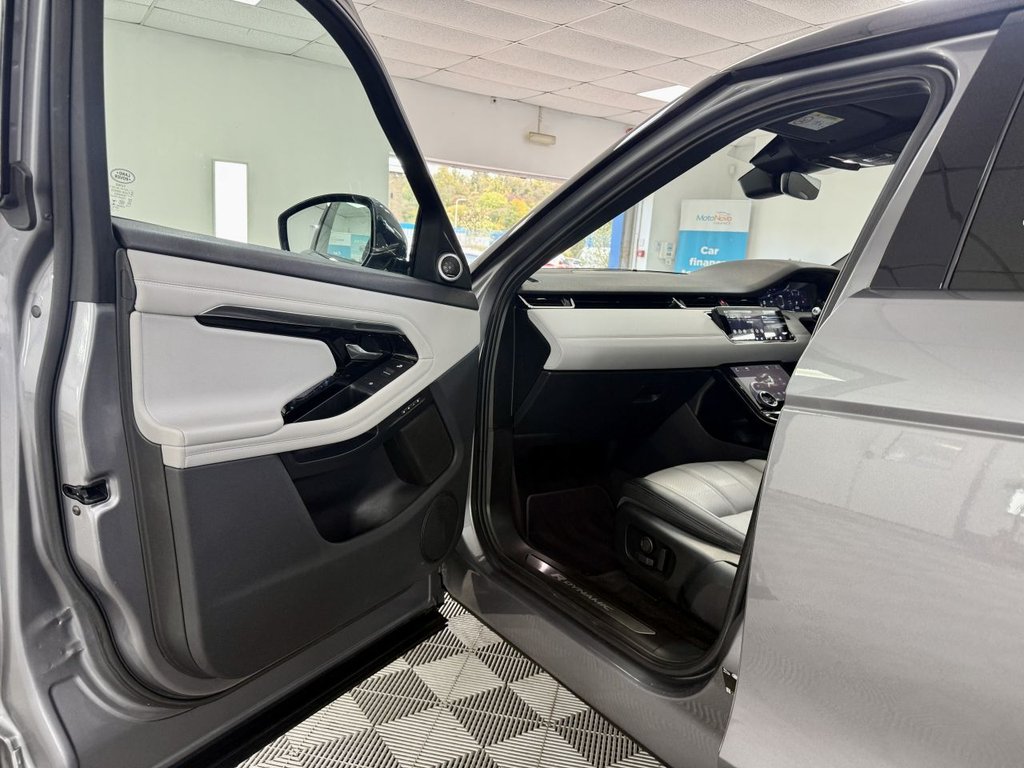 Used Land Rover Range Rover Evoque 2019 for sale - 76345877: Photo 29